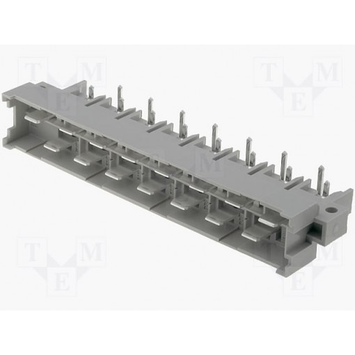 09061152921; Socket; DIN 41612; type H; male; PIN: 15; d+z; THT; angled 90°; HARTING