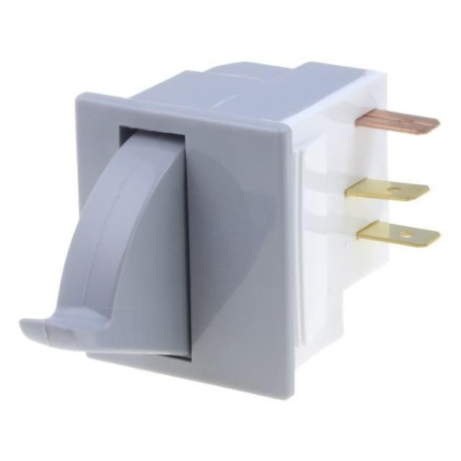 E3111CAG; Switch: door; Pos: 2; SPDT; 5A/250VAC; Leads: 4,8x0,5mm connectors; BULGIN