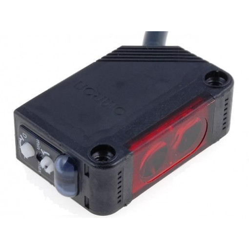 E3Z-R81 2M; Sensor: photoelectric; Range: 0.1÷4m; PNP; DARK-ON,LIGHT-ON; 100mA; OMRON