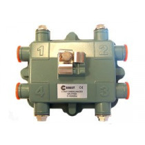 FV3.OUT; Maģistr.spliters uz 3 5-1000MHz 4703T