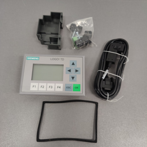 6ED1055-4MH00-0BA0; LOGO! TD teksta displejs