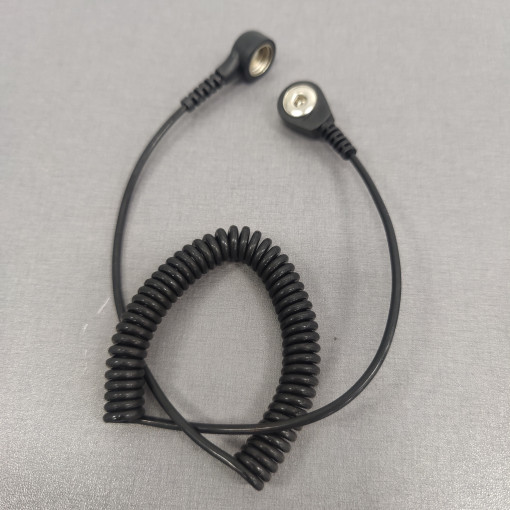 WIRE BOTTONE 15-4; Coiled ground cord with press stud; ESD; 1MΩ; 1.5m; ELME WIRE BOTTONE 15-4; Coiled ground cord with press stud; ESD; 1MΩ; 1.5m; ELME