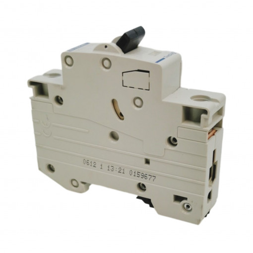 DS06D10003 Circuit breaker; 230/400VAC; Inom: 3A; Poles: 1; DIN; Charact: D; 6kA TERASAKI