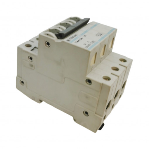 D-2A Circuit breaker; 230/400VAC; Inom: 2A; Poles: 3; DIN; Charact.D TERASAKI