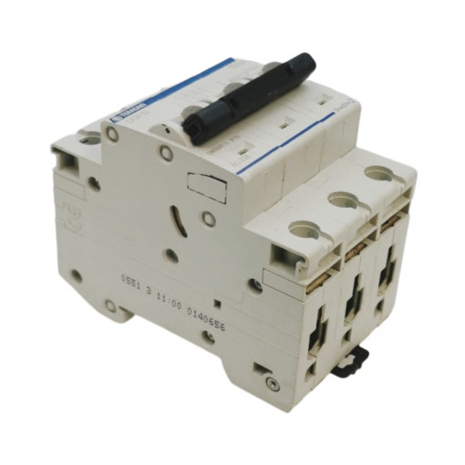 DDF10-100A Circuit breaker; 400VAC; Inom: 100A; Poles: 3; DIN; Charact TERASAKI DDF10-100A Circuit breaker; 400VAC; Inom: 100A; Poles: 3; DIN; Charact TERASAKI